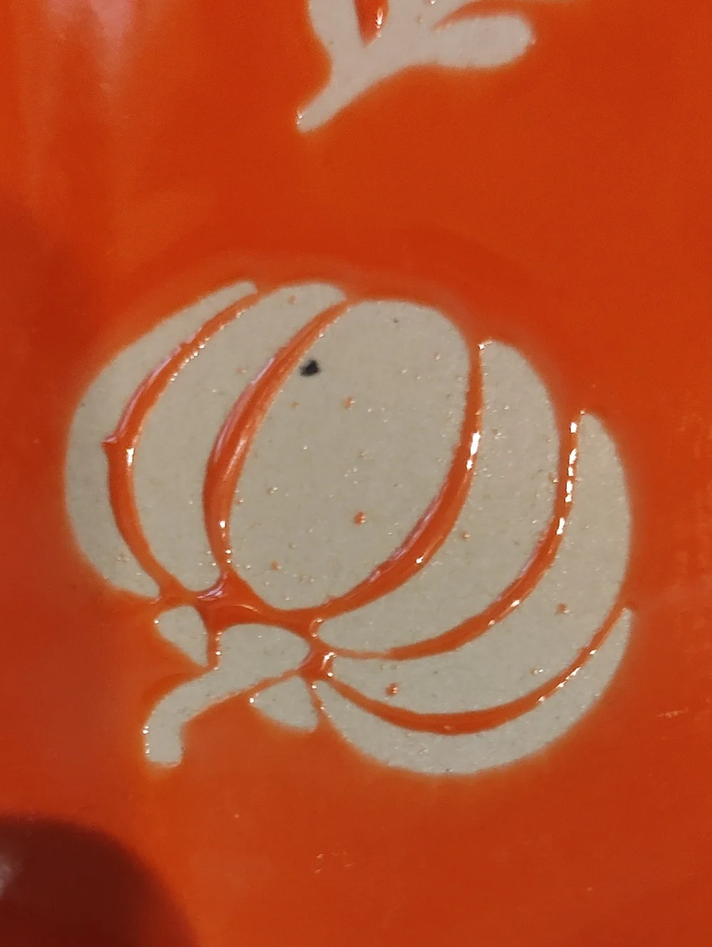HOME: PUMPKIN-SHAPE DISH